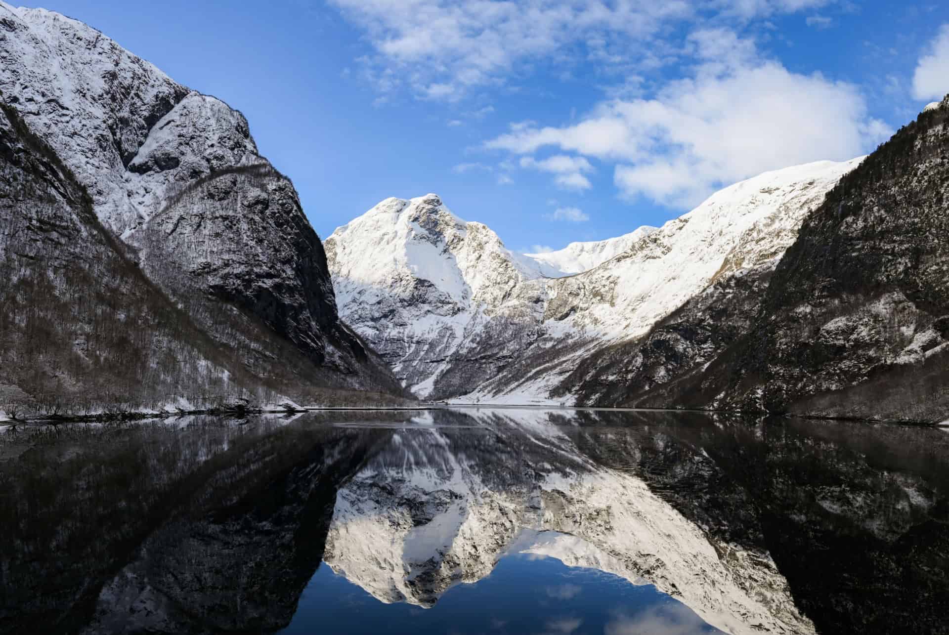 naeroyfjord plus beaux fjords norvege